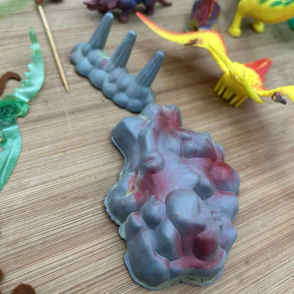 Dinosaurs Plastic  Prehistoric Playset‎ Figure Toys Lot With Trees With Monkeys